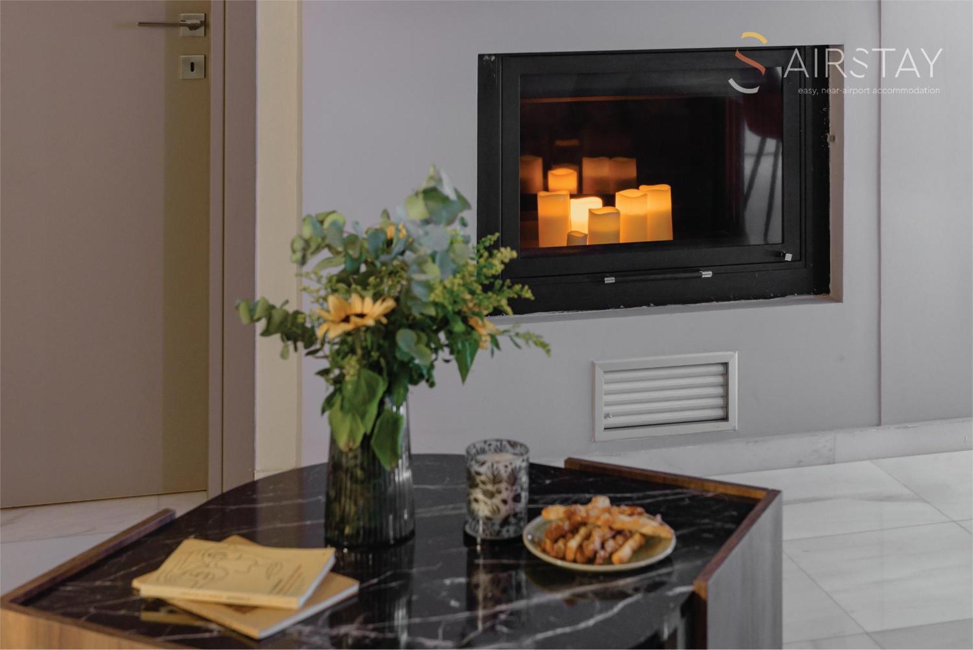 Akali Apartment Airport By Airstay Spáta Екстериор снимка